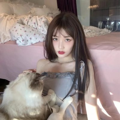 隔壁的吸血鬼美眉